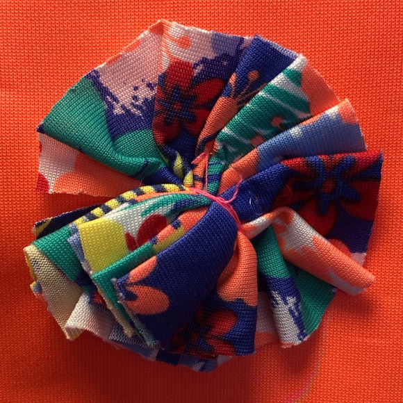 New Chic scuba knit short set, neon coral, 2T - Picture 5 of 7